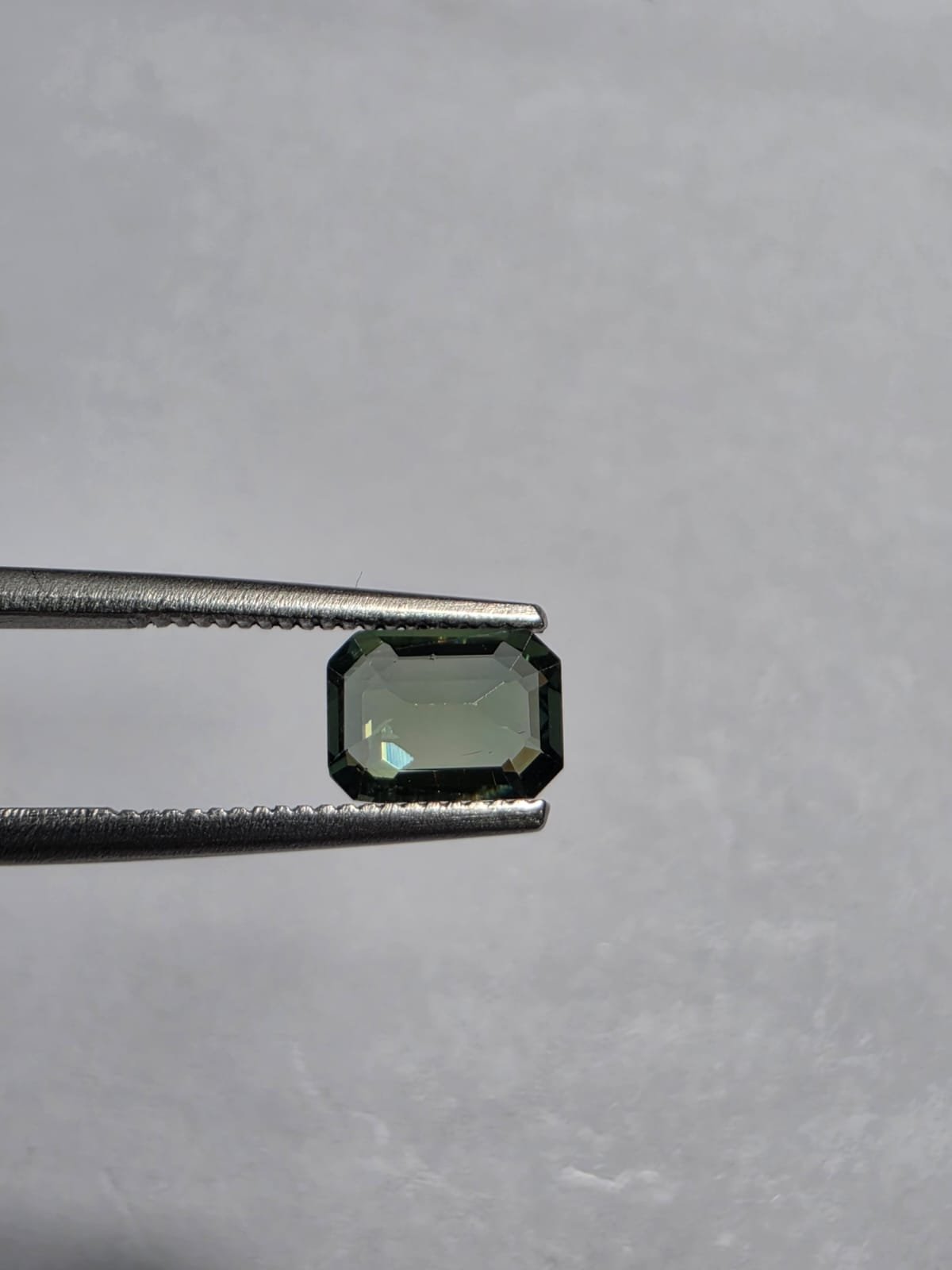 Green  Sapphire photo 2