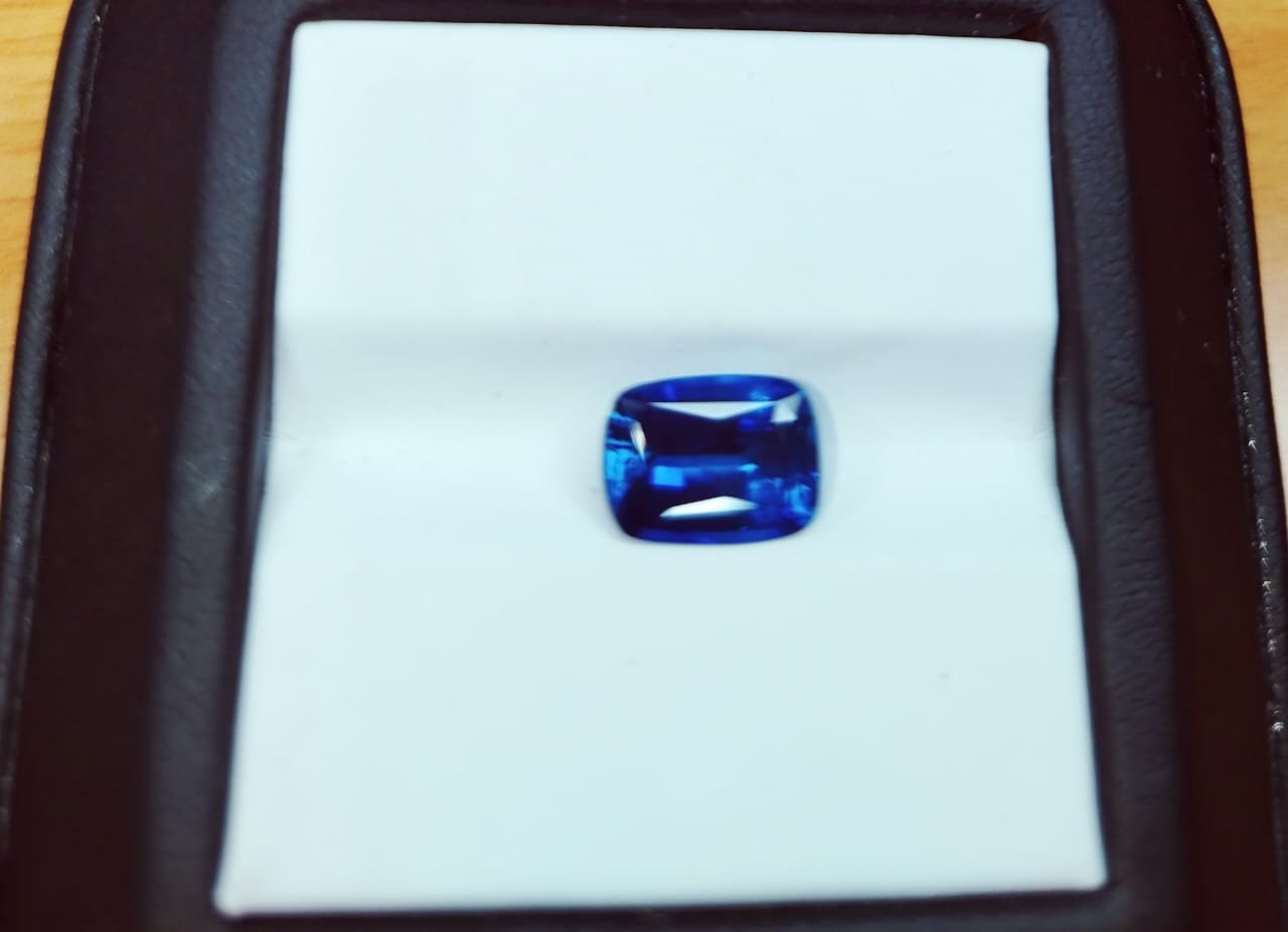 NATURE BLUE SAPPHIRE