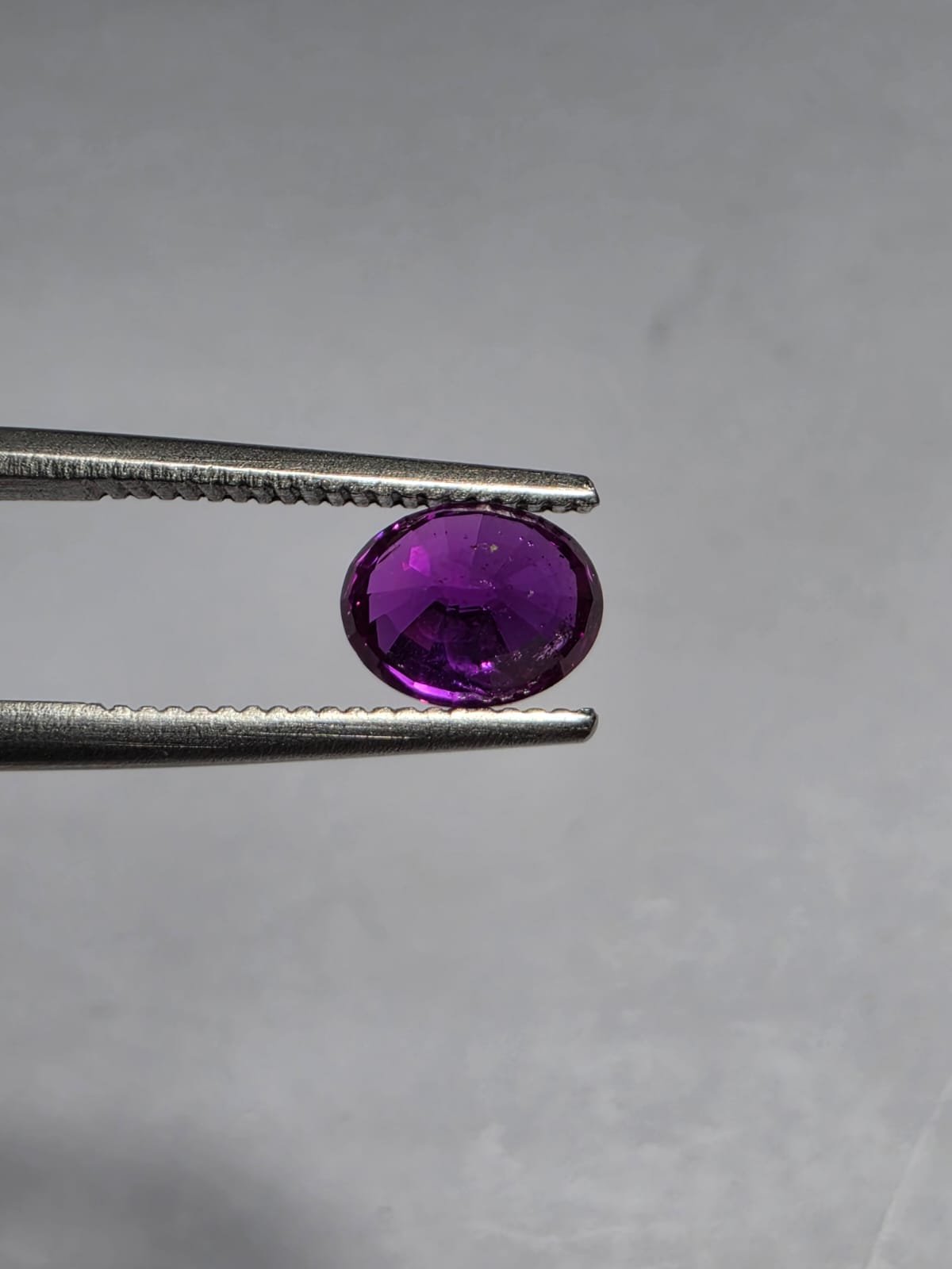Pink sapphire photo 2